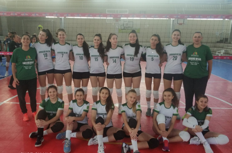 <strong>Meninas do voleibol apresentam evolução no Estadual sub 16</strong>