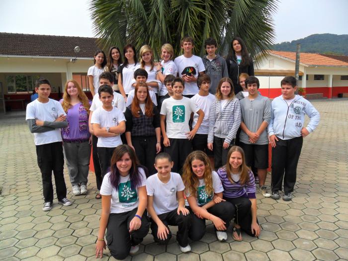 <strong>ESTUDANTES DA ESCOLA TERESA RAMOS DE CORUPÁ, CONCLUEM PROJETO DE PESQUISA E INTERVENÇÃO LOCAL</strong>