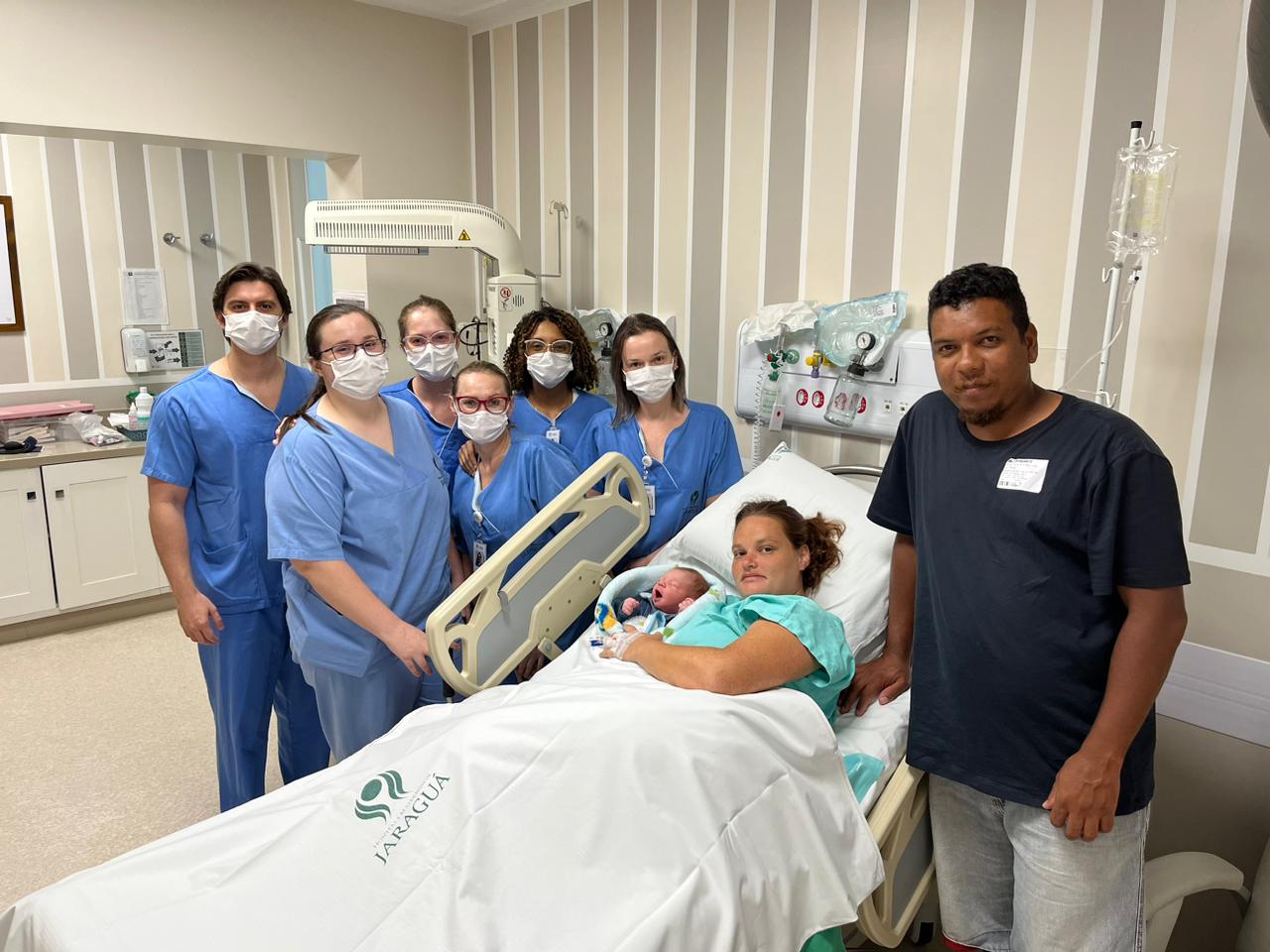 <strong>Primeiro bebê de 2023 do Município nasceu no Hospital Jaraguá</strong>