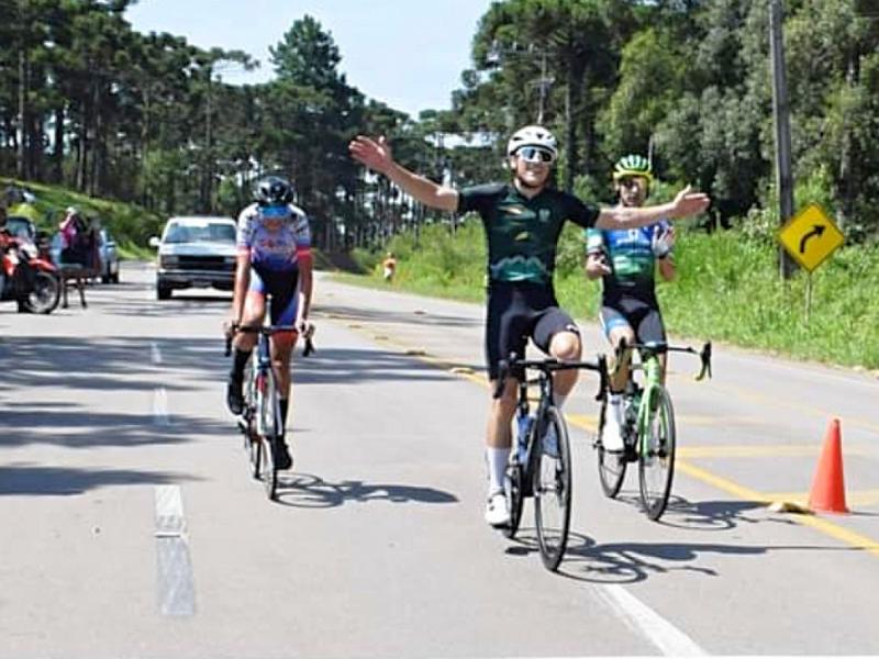 <strong>Delegação de ciclismo conquista pódio em dois eventos</strong>