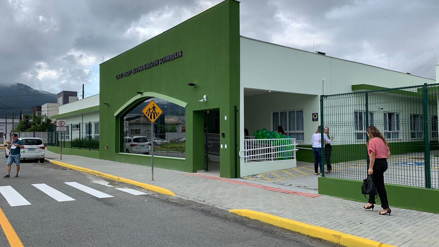 <strong>Novo CMEI Profª Alvina Schwedler é inaugurado em Três Rios do Sul</strong>