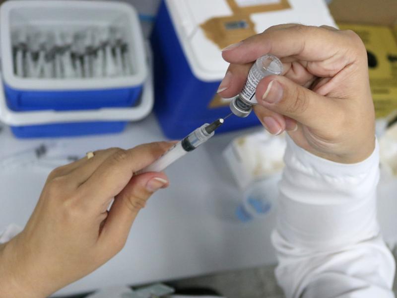 Vacina bivalente contra a covid-19 liberada para 18 anos ou mais