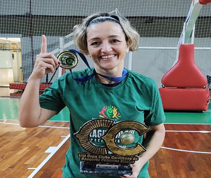 Jaraguaense é campeã de torneio preparatório ao Mundial de Basquete