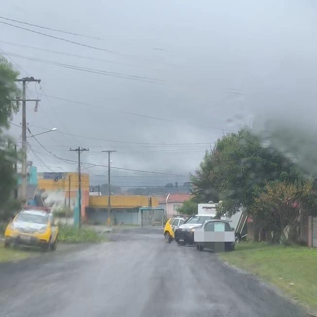 Na manhã deste domingo (28), equipes da PM e IML estiveram em uma residência no bairro São Brás em União da Vitória