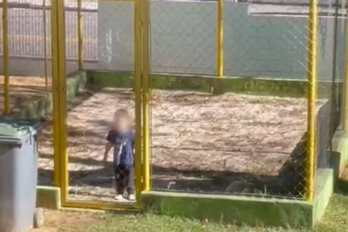 Menino de 2 anos é flagrado preso dentro de 'jaula' em creche de Sorocaba (SP)