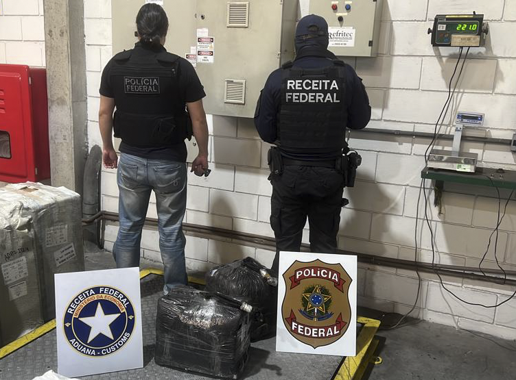 Mais de 40 kg de cocaína são apreendidos no Porto de Itapoá
