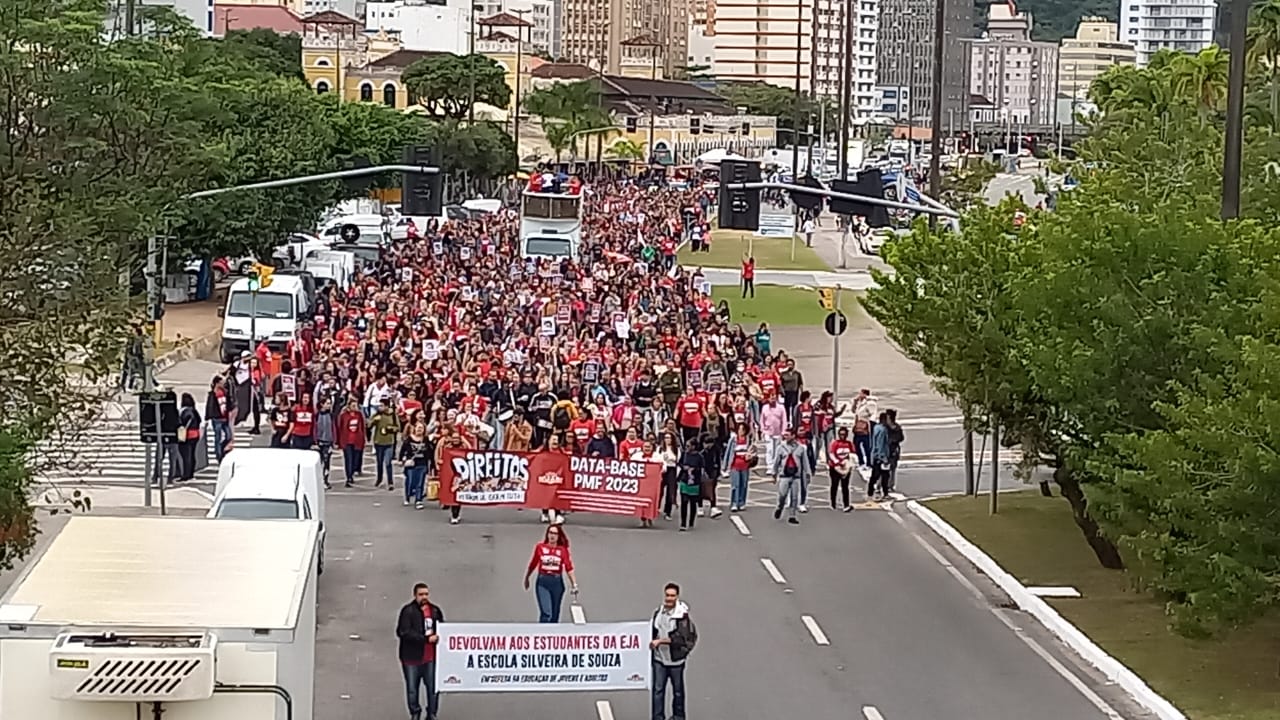 Greve na Capital: Controladoria abre processo administrativo para demissões de servidores