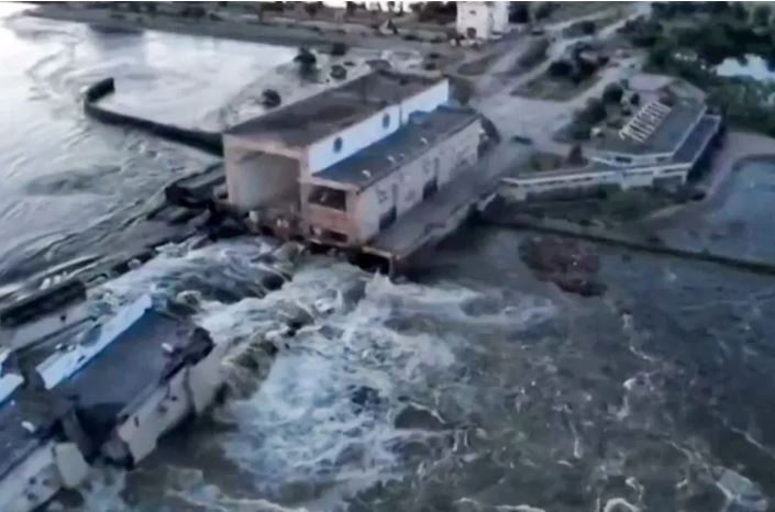 Ucrânia diz ter escuta que prova que russos destruíram barragem de Nova Kakhovka