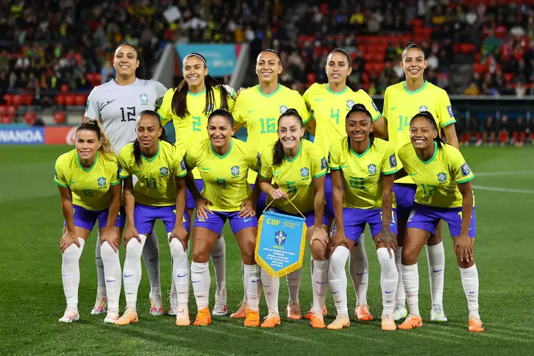 Brasil estreia com vitória contra o Panamá