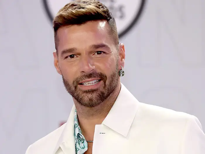 Ricky Martin teria traído o ex-marido com um ator pornô