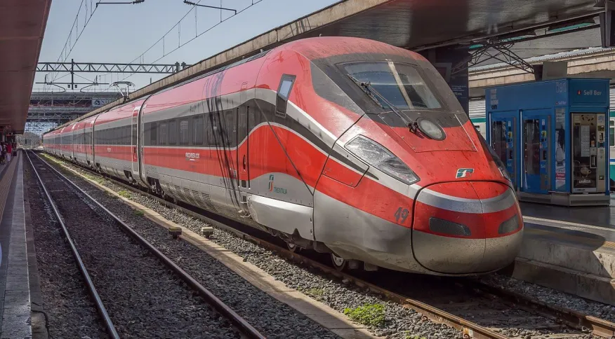 Itália inaugura trem direto de alta velocidade entre Roma e Pompeia
