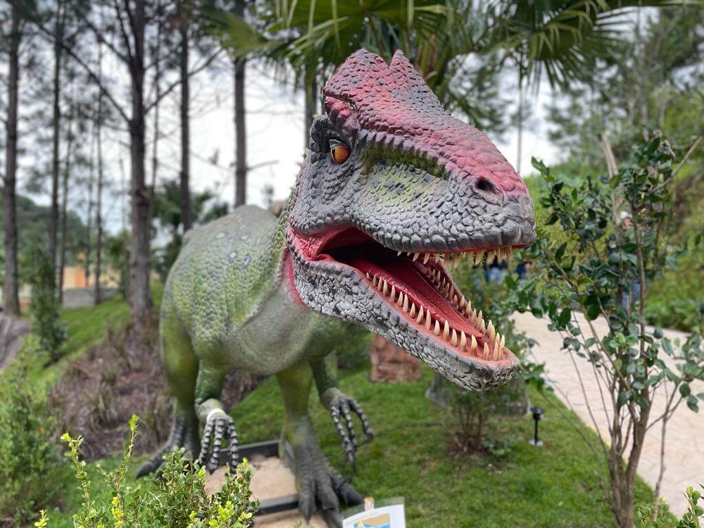 Parque de dinossauros em SC abre em setembro com investimento de R$ 60 milhões