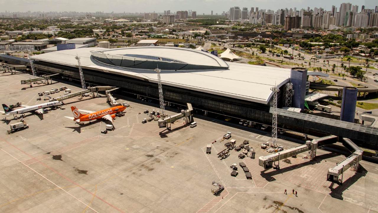 Três mulheres são estupradas em falsa entrevista de emprego no aeroporto de Recife