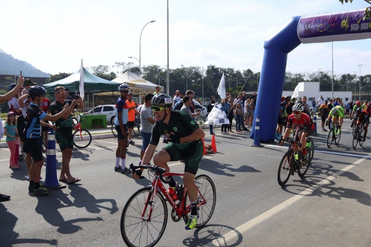 Jaraguá do Sul deu show na 7ª etapa do Campeonato Catarinense de Ciclismo Estrada, válida pelo ranking nacional e que fez parte da programação do aniversário de 147 anos do município